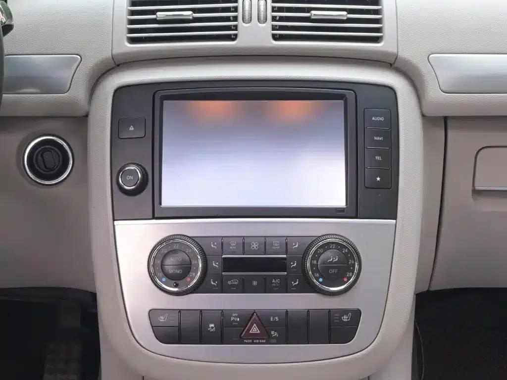 2014 Mercedes-Benz R-Class R 320 4MATIC Business Edition — миниатюра 22