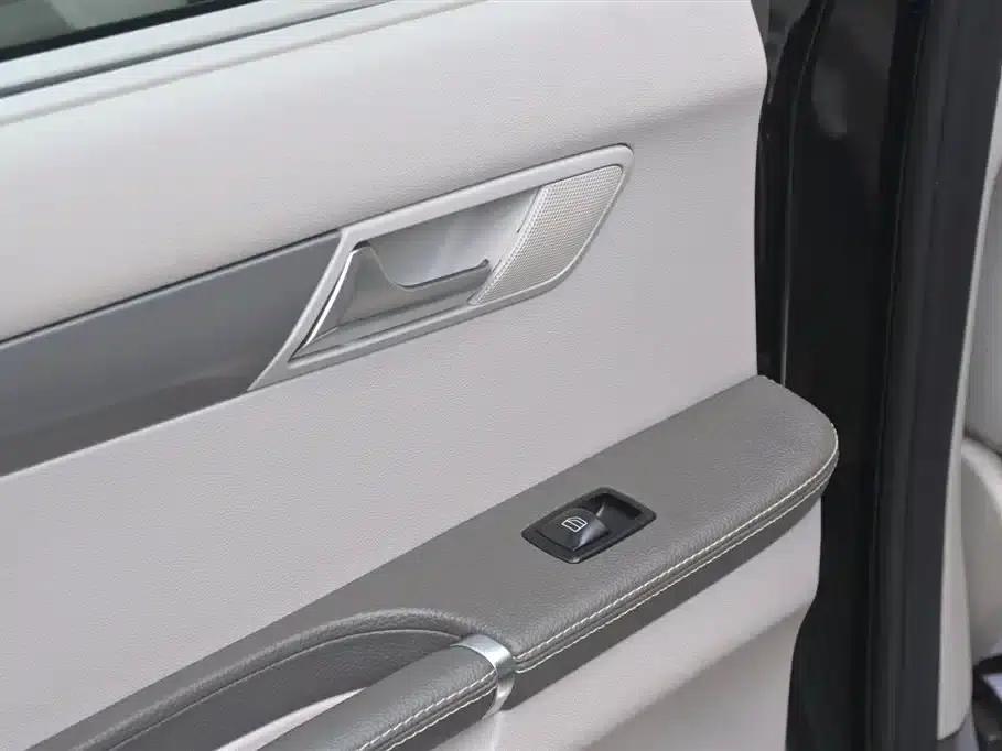 2014 Mercedes-Benz R-Class R 320 4MATIC Business Edition — миниатюра 41