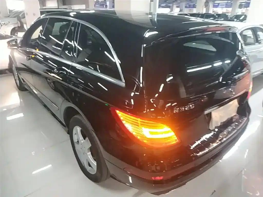 2015 Mercedes-Benz R-Class R 320 4MATIC Luxury — миниатюра 5