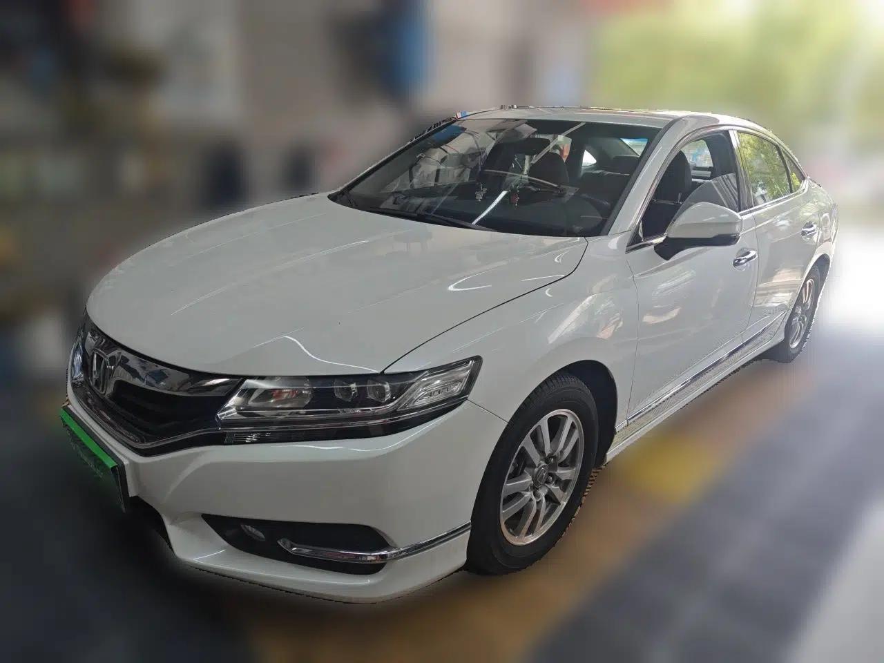 Honda Spirior 2017 2.0L Comfort Edition — миниатюра 1