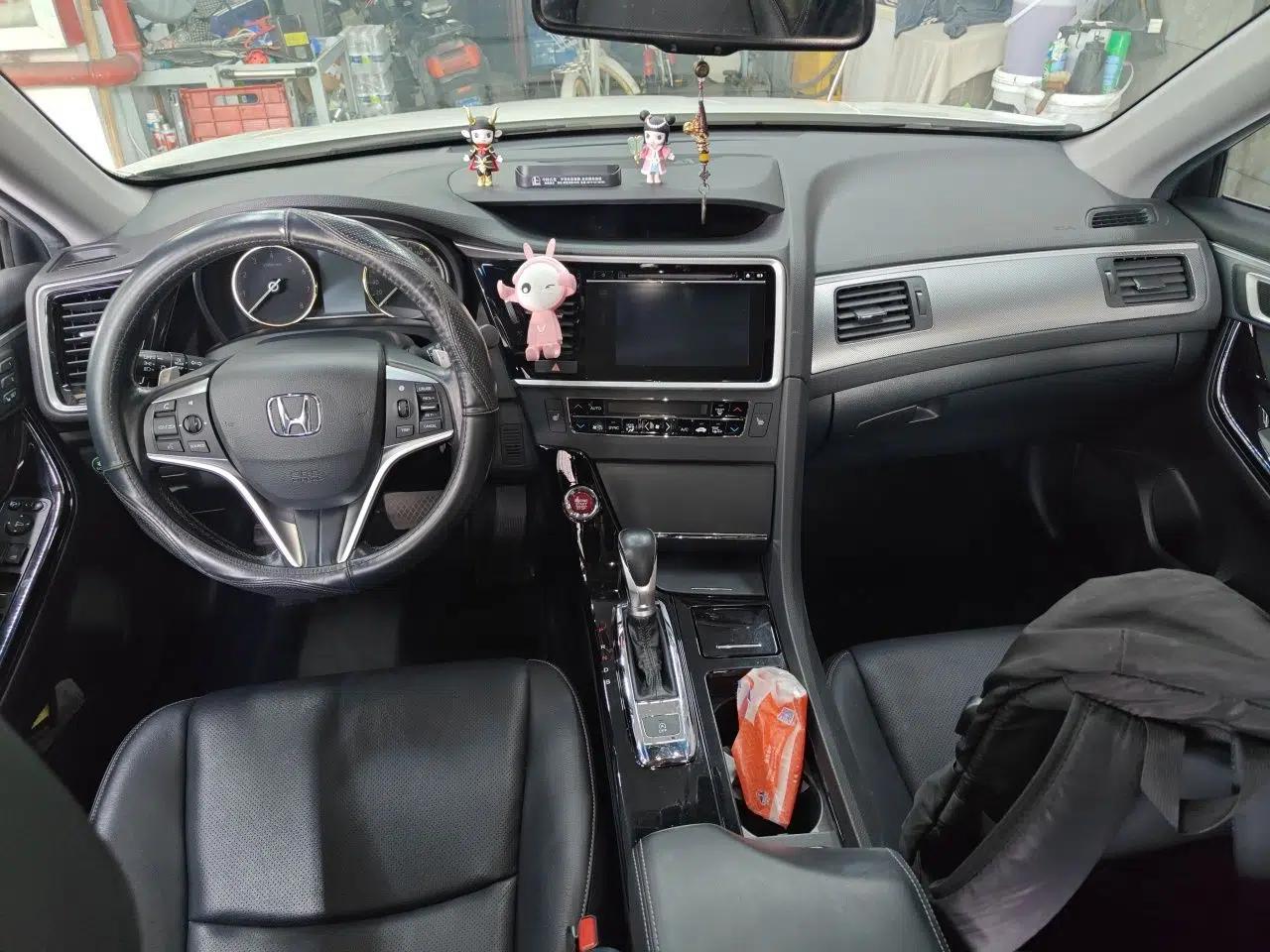 Honda Spirior 2017 2.0L Comfort Edition — миниатюра 10