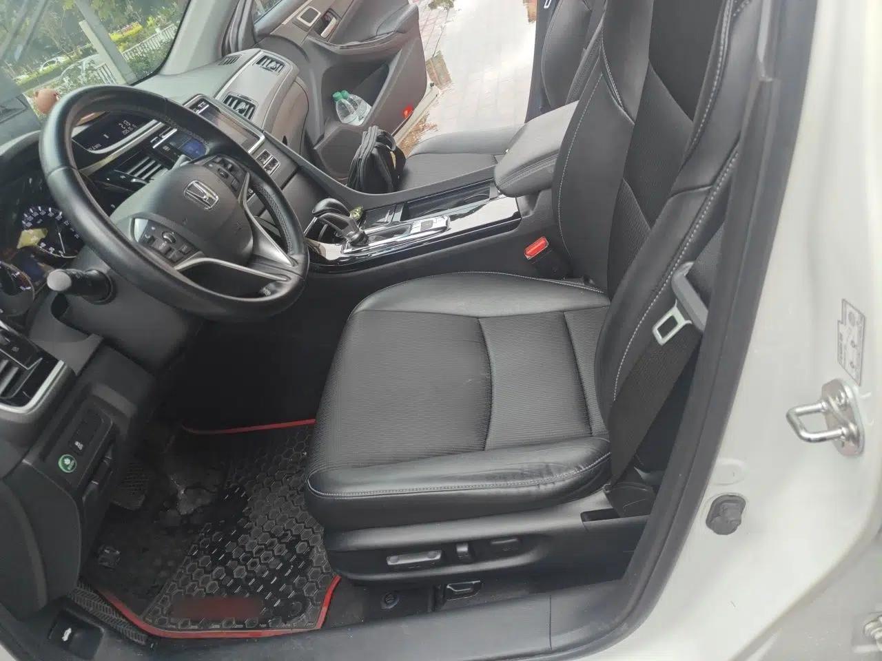 Honda Spirior 2015 2.0L Prestige Edition — миниатюра 16
