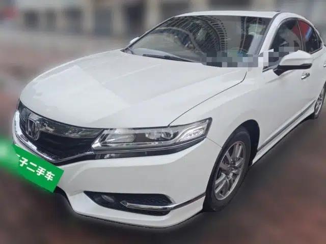 Honda Spirior 2015 2.0L Prestige Edition