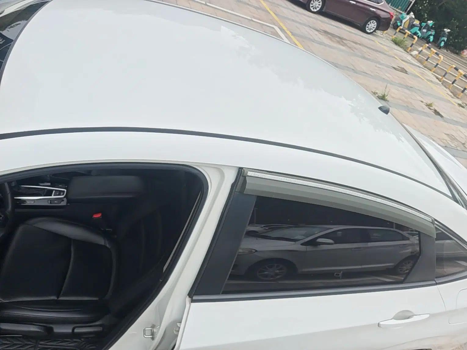 Honda Envix 2019 180TURBO CVT Enjoyment Version China V — миниатюра 11