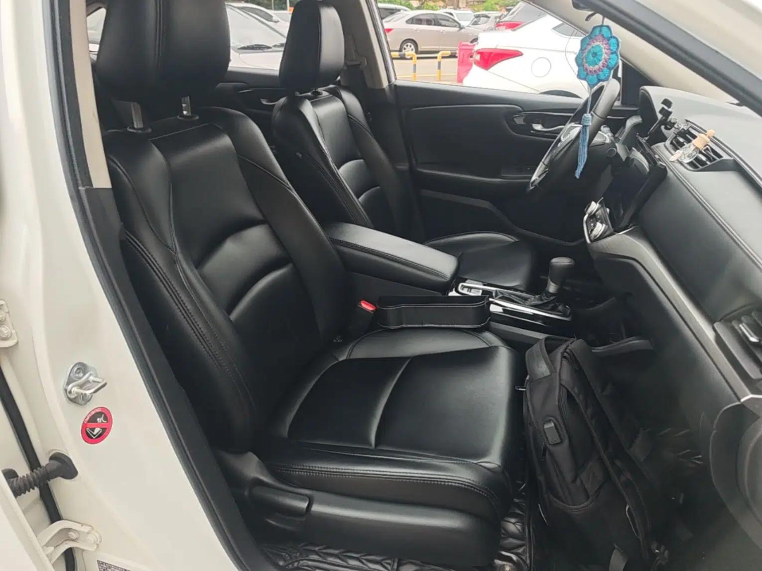 Honda Envix 2019 180TURBO CVT Enjoyment Version China V — миниатюра 23