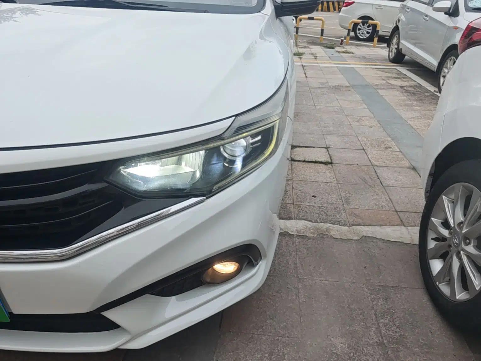 Honda Envix 2019 180TURBO CVT Enjoyment Version China V — миниатюра 9