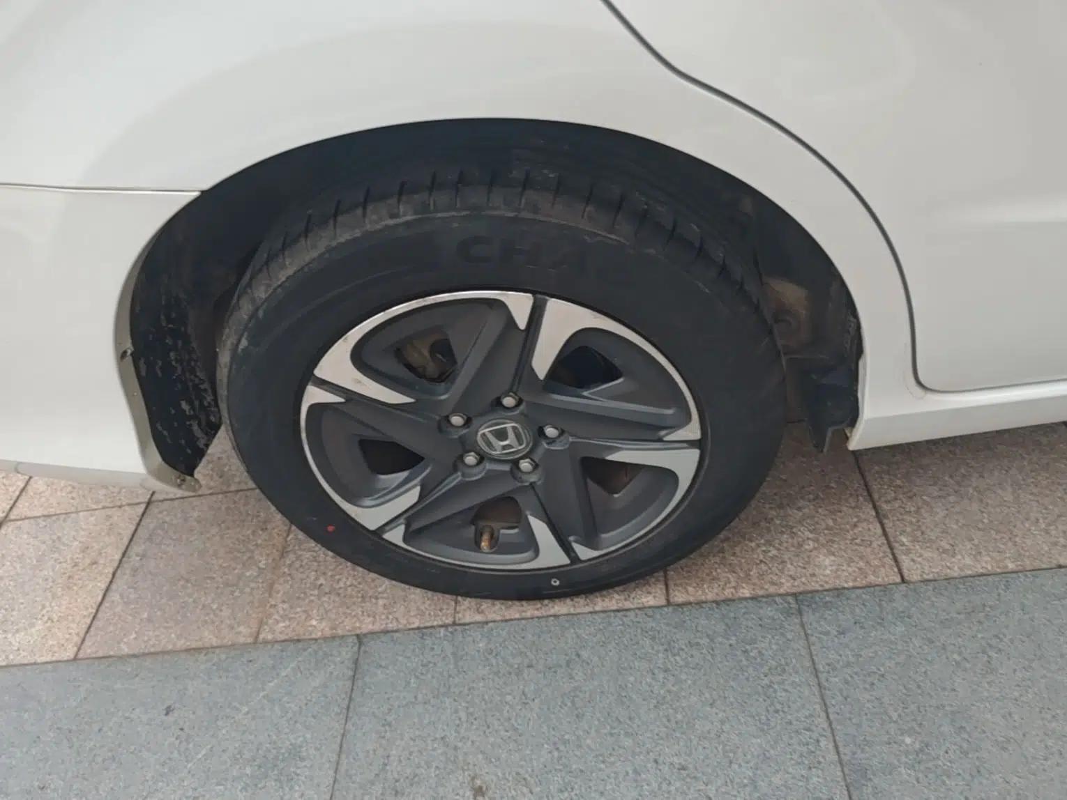 Honda Envix 2019 180TURBO CVT Enjoyment Version China V — миниатюра 10