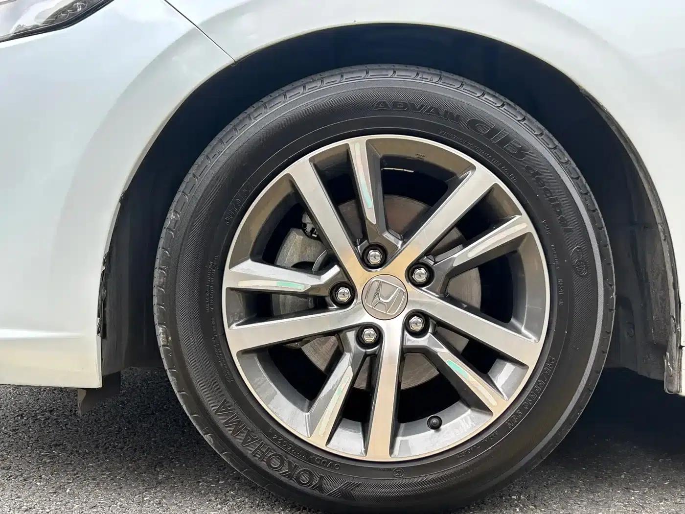 Stylish 2023 240TURBO CVT Tech Edition — миниатюра 8