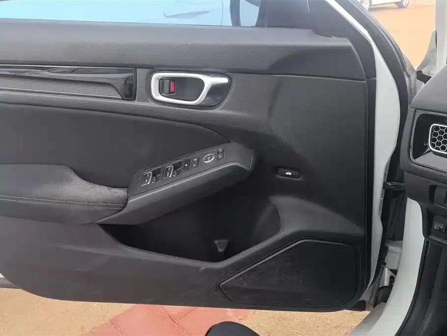 Stylish 2023 240TURBO CVT Tech Edition — миниатюра 7
