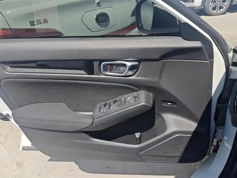 Stylish 2022 240TURBO CVT Phantom Night Tech Edition — миниатюра 7
