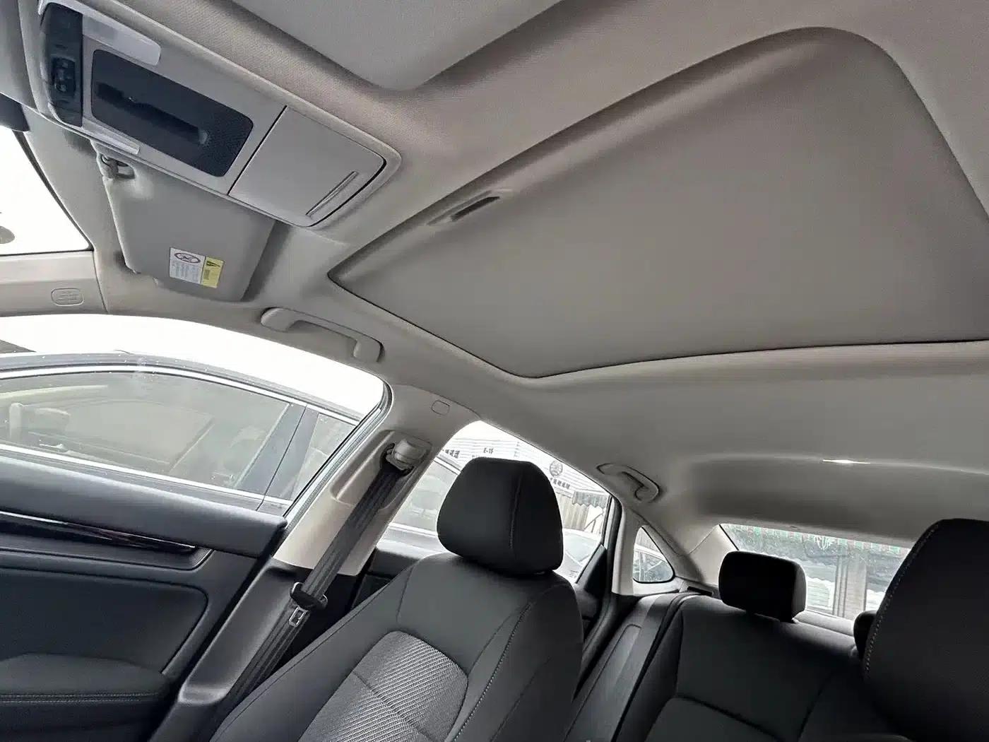 Stylish 2023 2.0L e:HEV Premium Edition — миниатюра 13