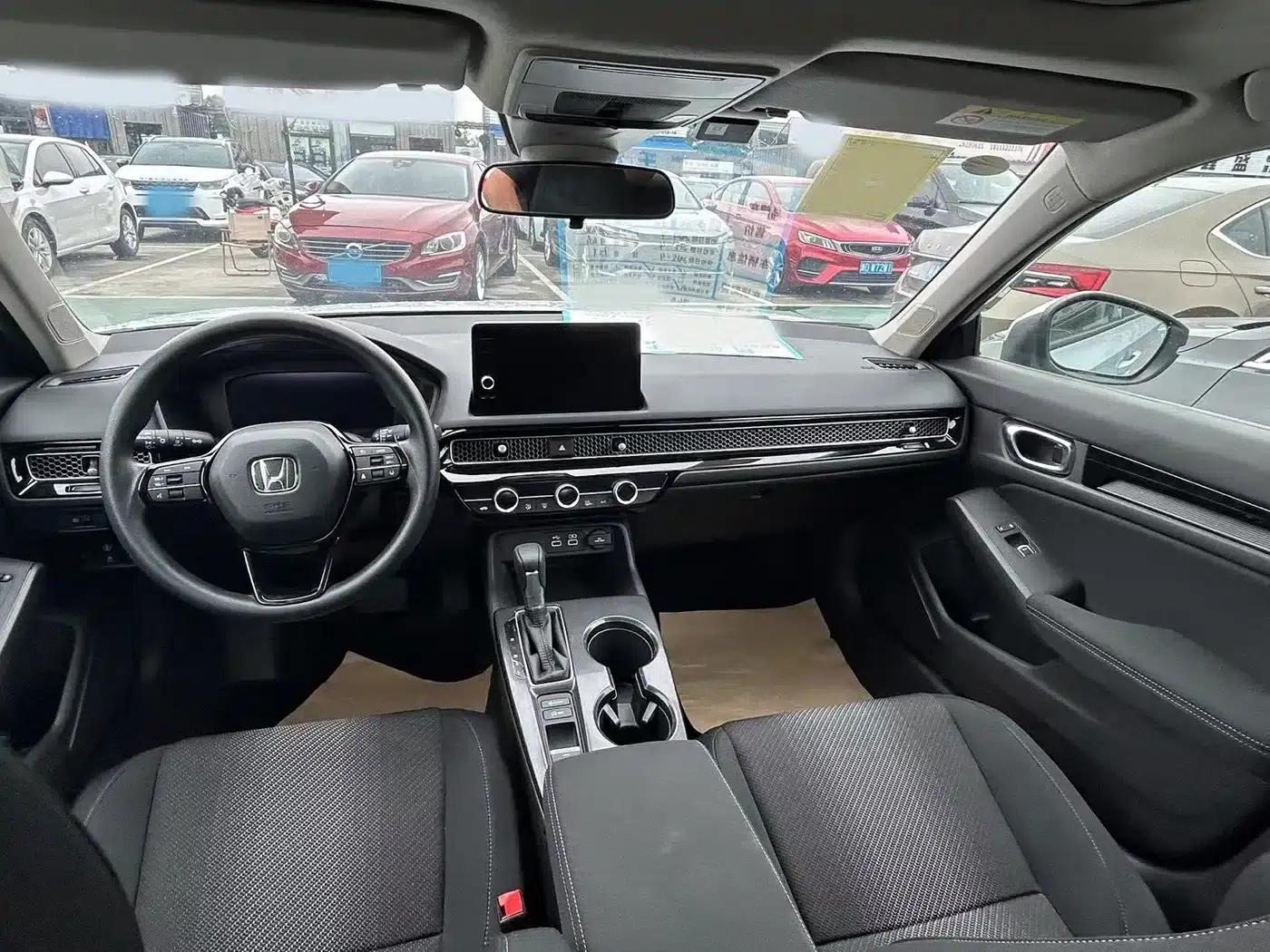 Stylish 2023 2.0L e:HEV Premium Edition — миниатюра 6