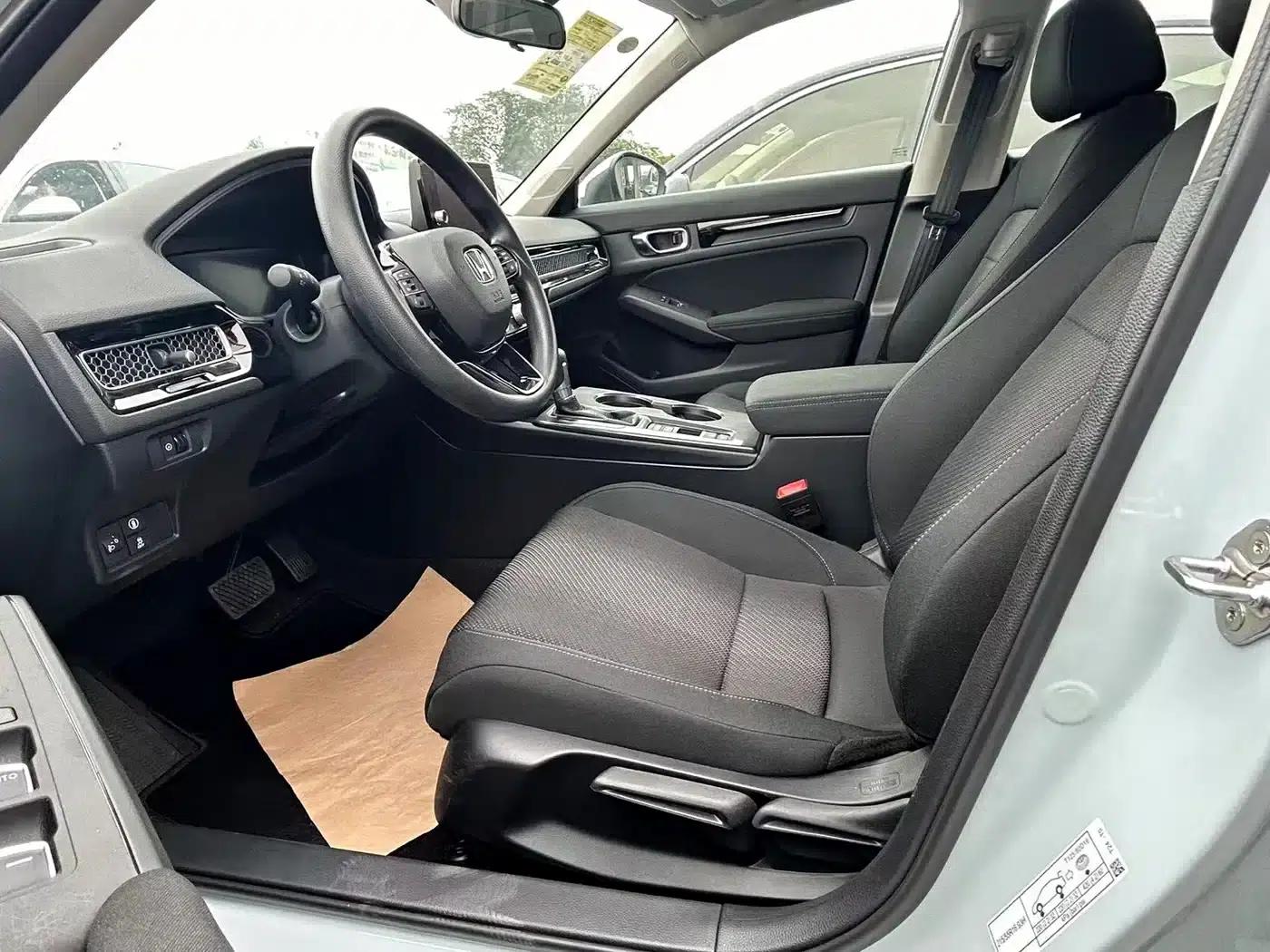 Stylish 2023 2.0L e:HEV Premium Edition — миниатюра 8
