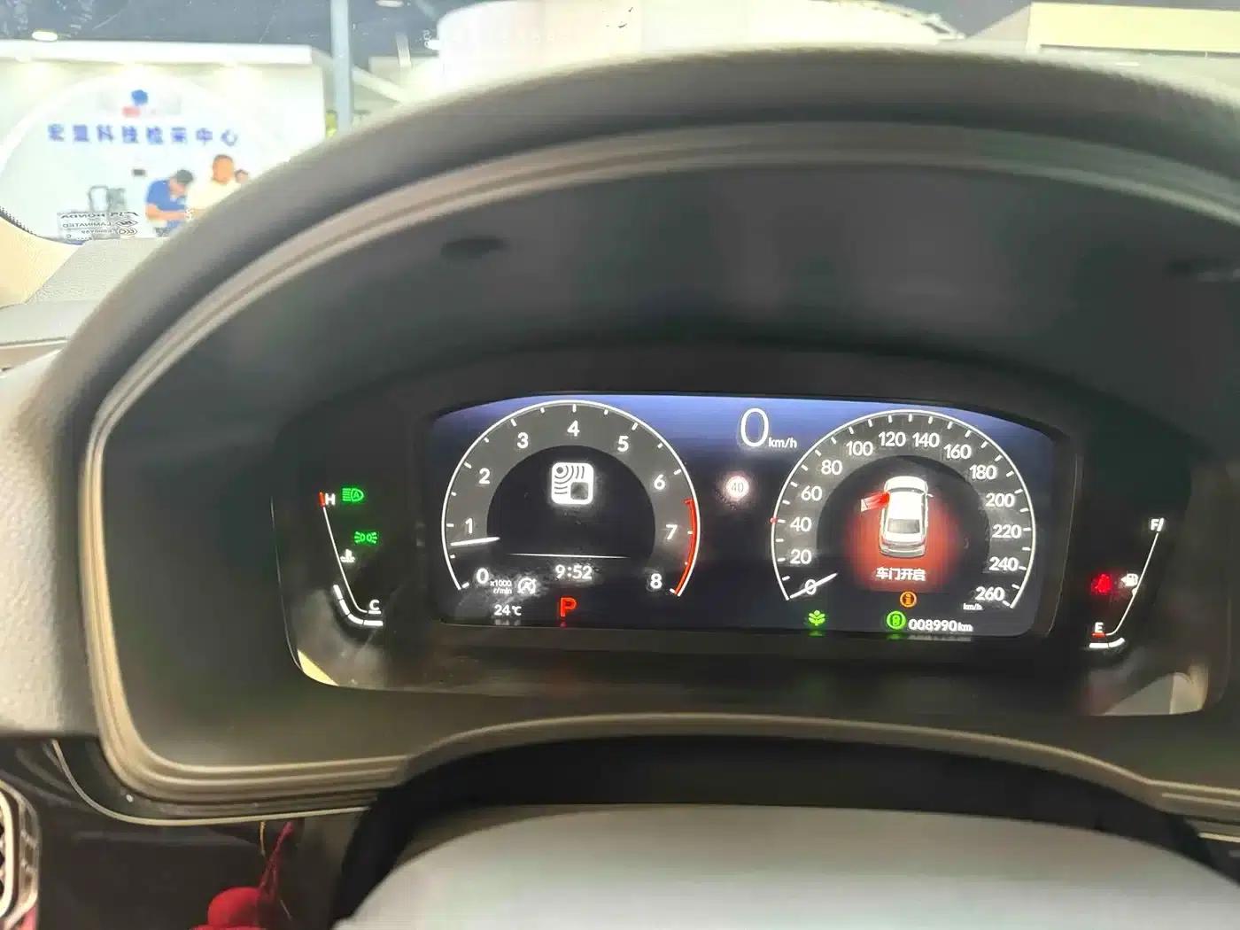 Stylish 2023 240TURBO CVT Tech Edition — миниатюра 6