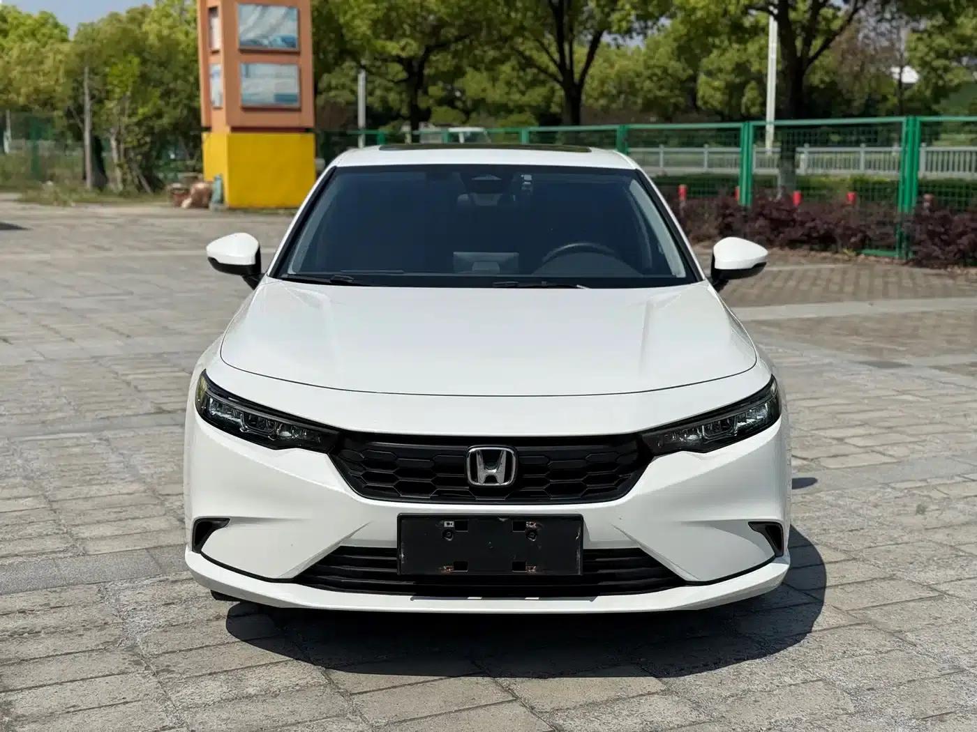 Stylish 2023 240TURBO CVT Tech Edition — миниатюра 2