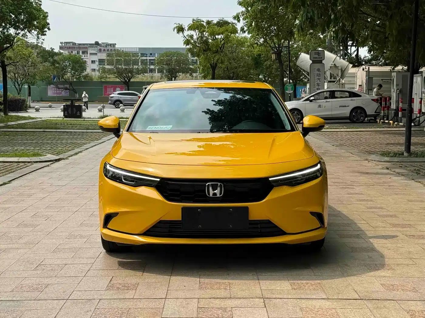 Stylish 2022 240TURBO CVT Premium Edition — миниатюра 2
