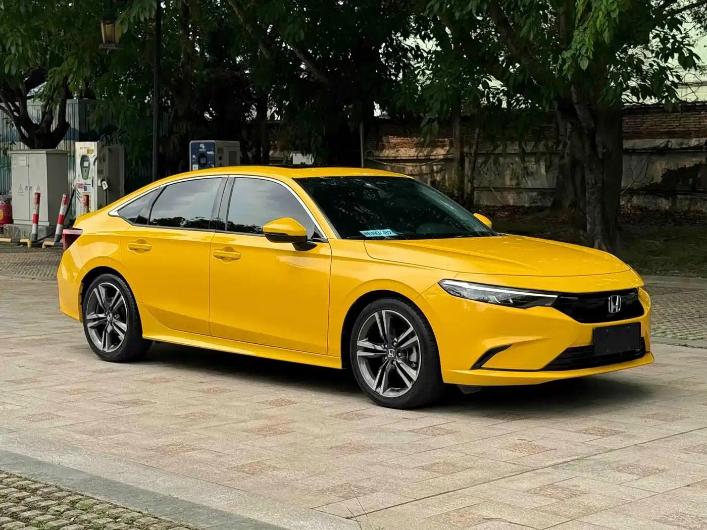 Stylish 2022 240TURBO CVT Premium Edition — миниатюра 3