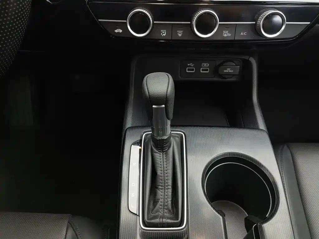 Stylish 2023 240TURBO CVT Leading Edition — миниатюра 13