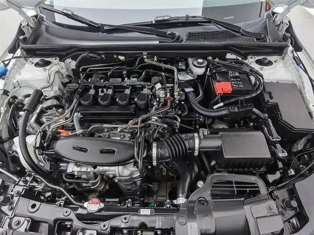 Stylish 2023 240TURBO CVT Leading Edition — миниатюра 6