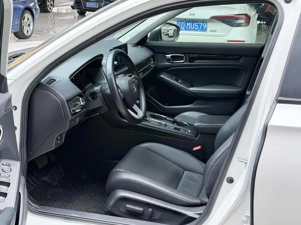 Stylish 2023 240TURBO CVT Deluxe Edition — миниатюра 7