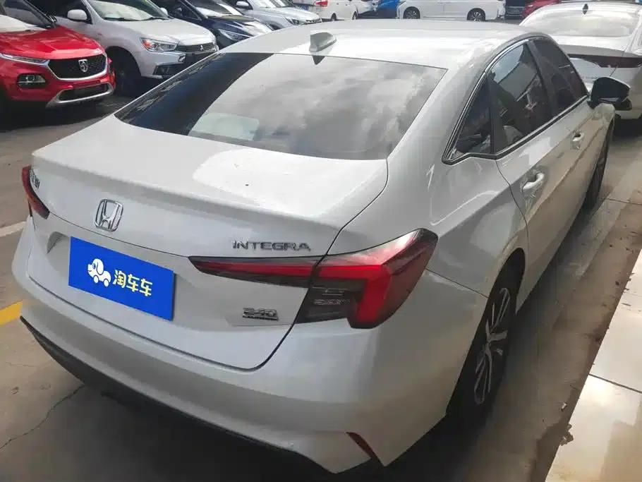Stylish 2023 240TURBO CVT Tech Edition — миниатюра 3