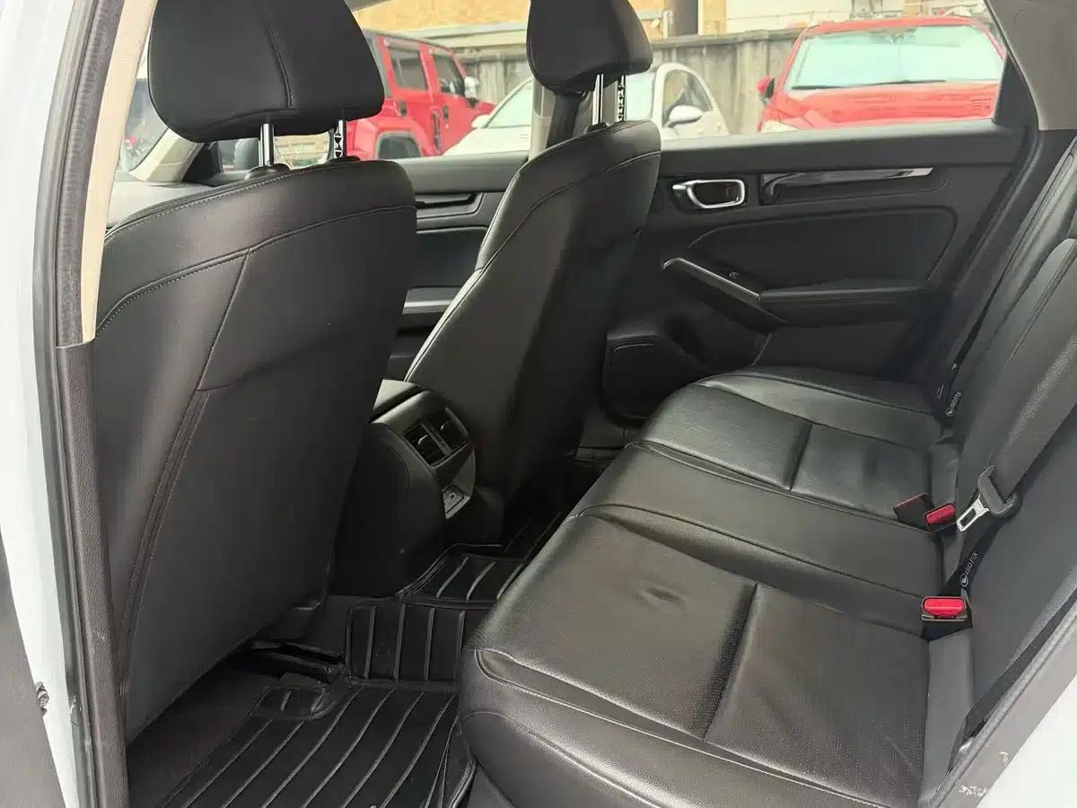 Stylish 2023 HATCHBACK 240TURBO CVT Phantom Night Luxury Edition — миниатюра 4