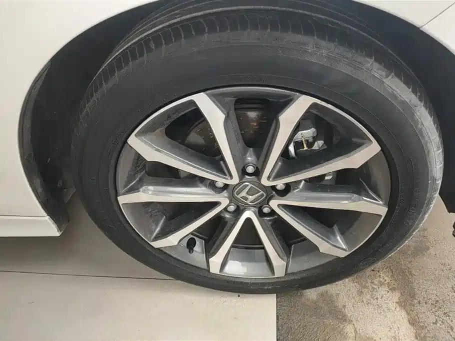Stylish 2023 240TURBO CVT Smart Edition — миниатюра 6