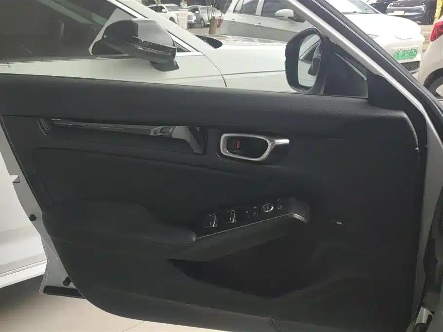 Stylish 2023 240TURBO CVT Smart Edition — миниатюра 7