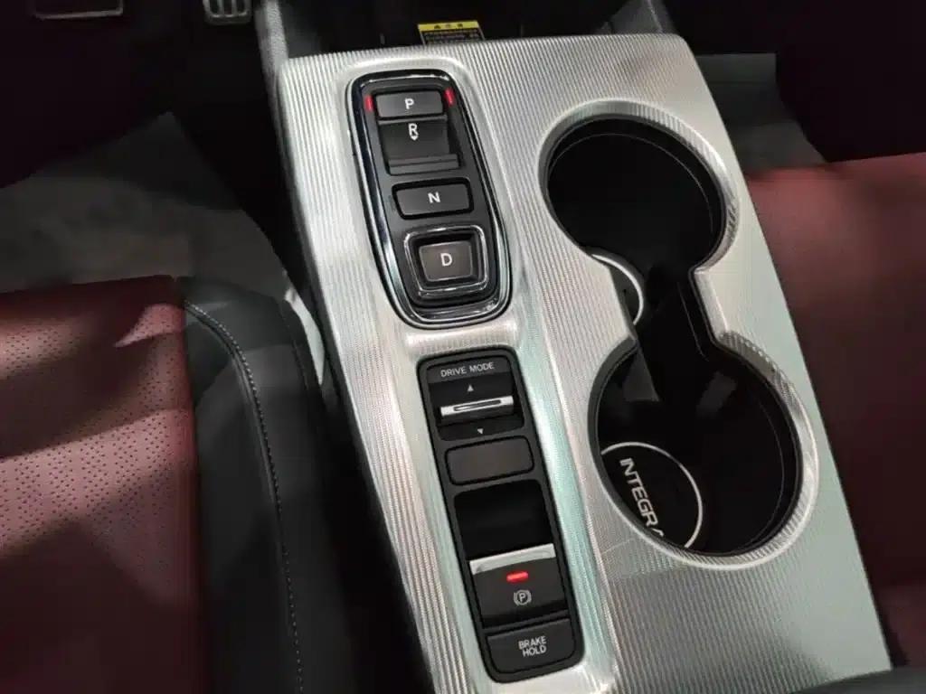 Stylish 2023 2.0L e:HEV Premium Edition — миниатюра 14