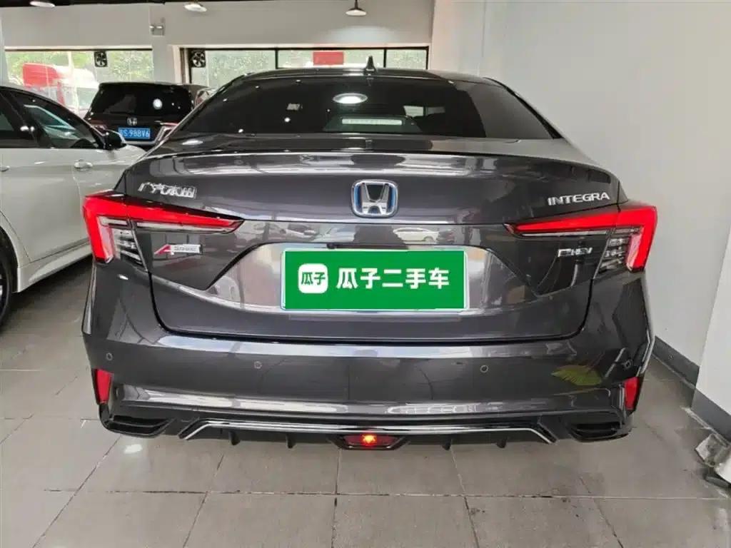 Stylish 2023 2.0L e:HEV Premium Edition — миниатюра 6