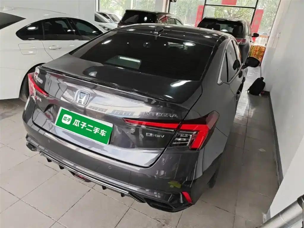 Stylish 2023 2.0L e:HEV Premium Edition — миниатюра 7