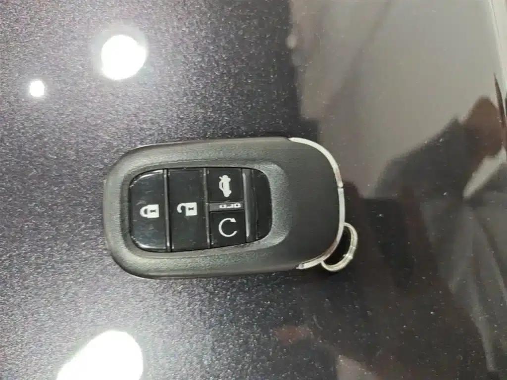 Stylish 2023 2.0L e:HEV Premium Edition — миниатюра 9