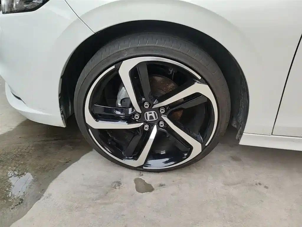 Stylish 2022 240TURBO CVT Phantom Night Luxury Edition — миниатюра 23