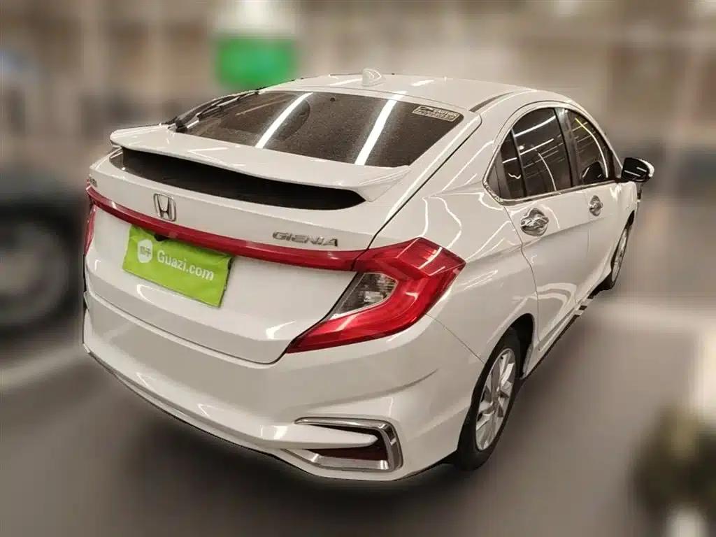 2017 Honda Crider 1.5L CVT Comfort Edition — миниатюра 12