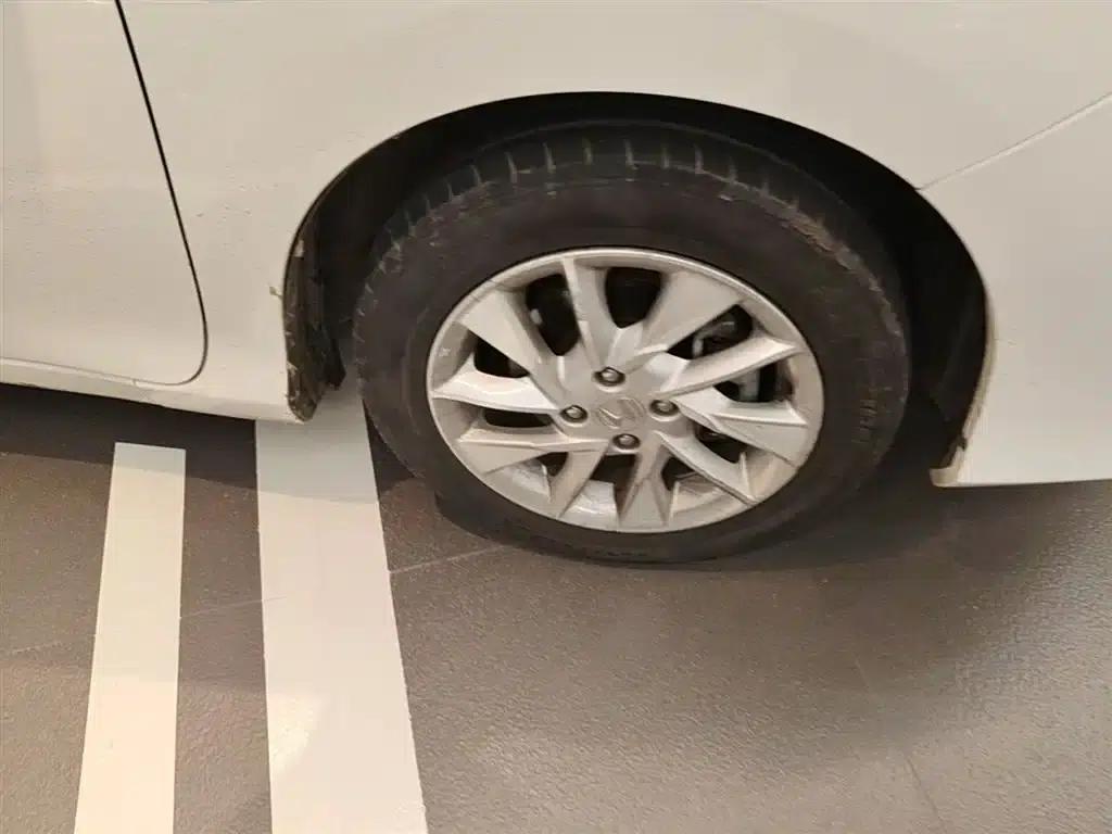 2017 Honda Crider 1.5L CVT Comfort Edition — миниатюра 14