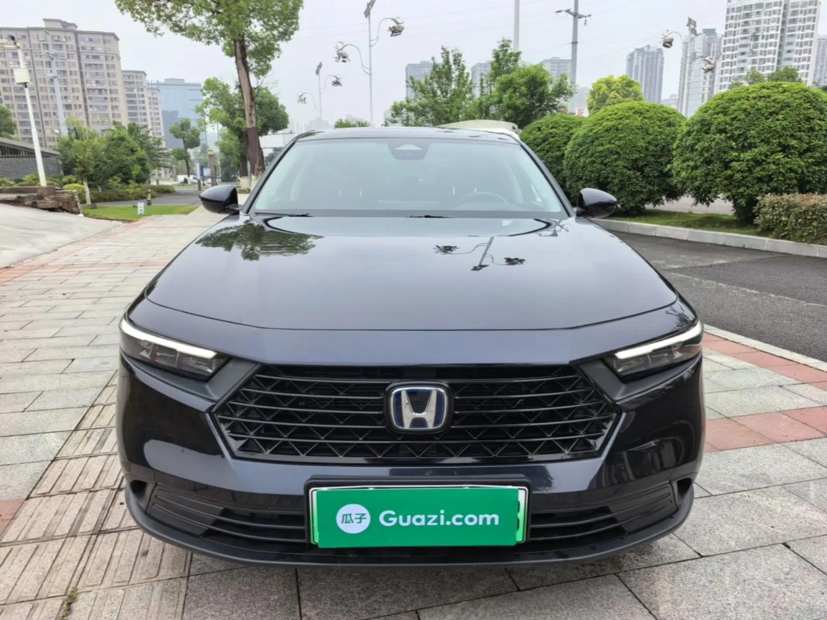 Honda Accord New Energy 2023 2.0L ePHEV Luxury Edition — миниатюра 2