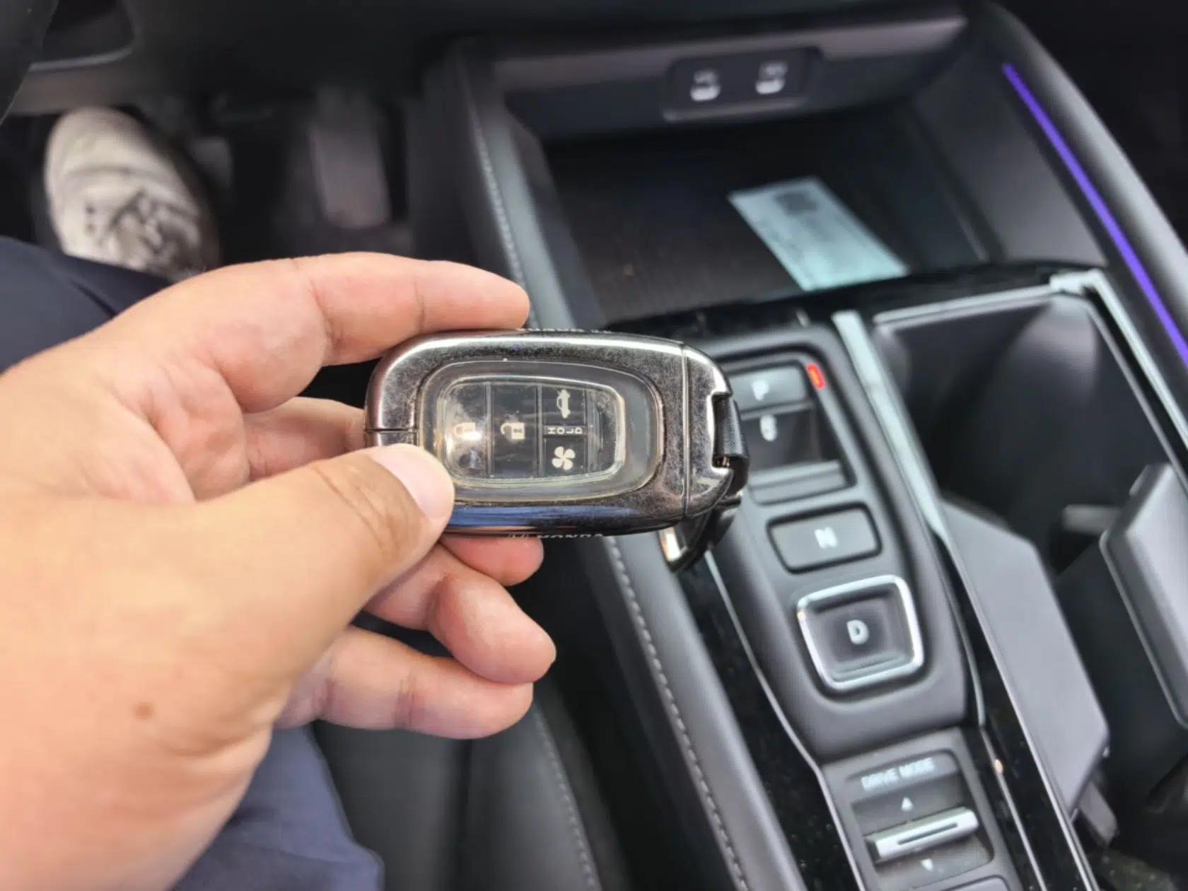 Honda Accord New Energy 2023 2.0L ePHEV Luxury Edition — миниатюра 12