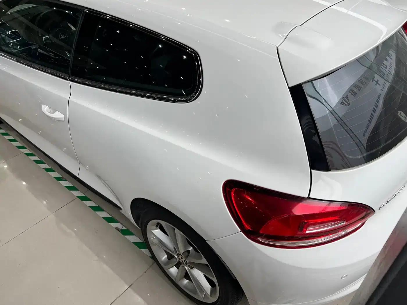 Scirocco 2011 2.0TSI Luxury Edition — миниатюра 7