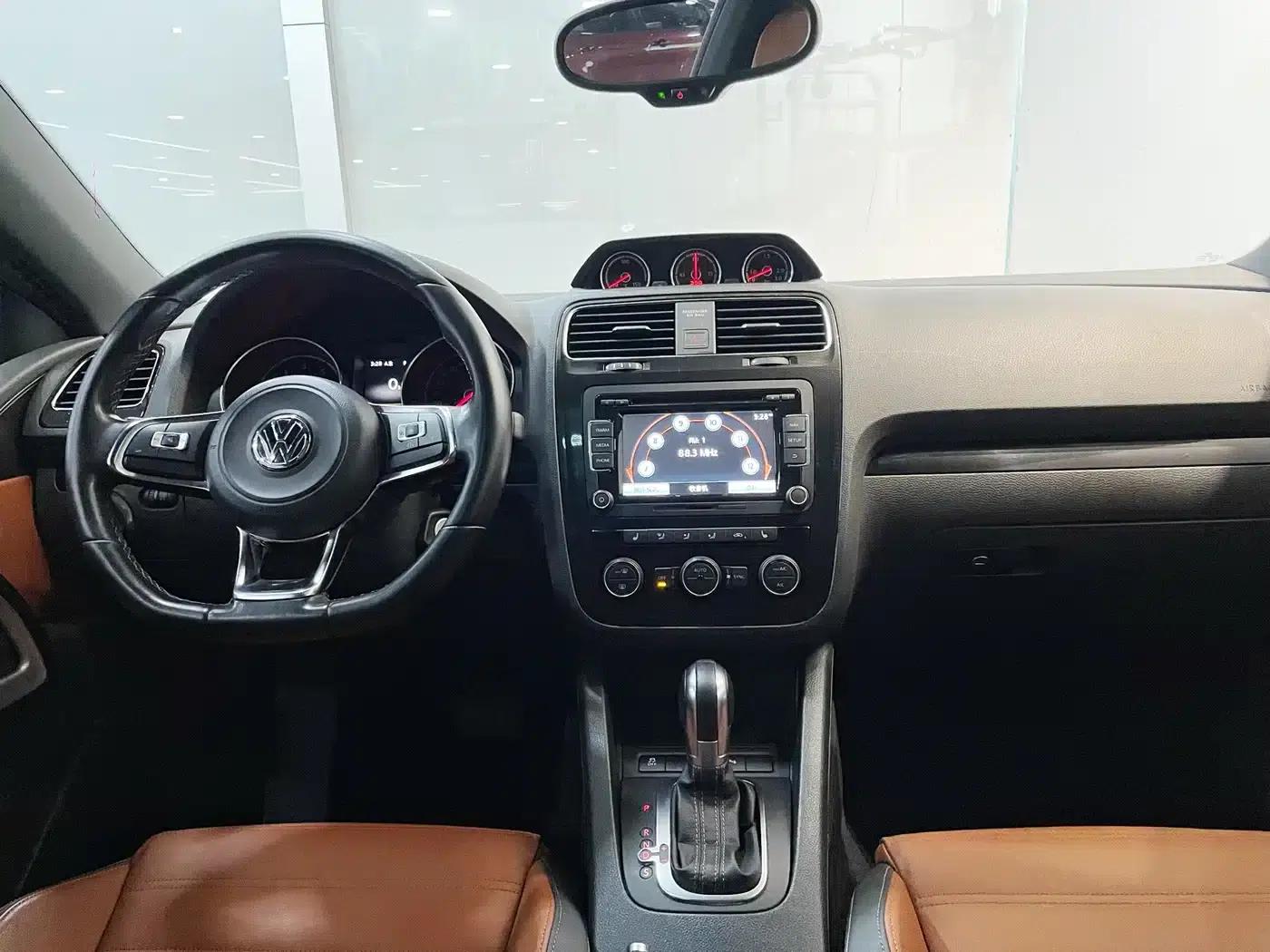 Scirocco 2015 2.0TSI Luxury Edition — миниатюра 18