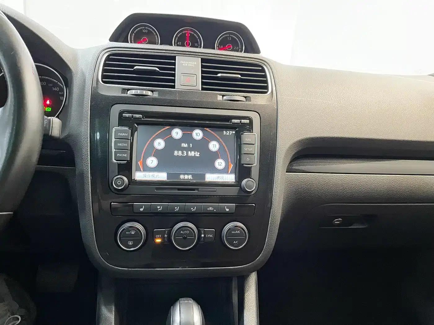 Scirocco 2015 2.0TSI Luxury Edition — миниатюра 20