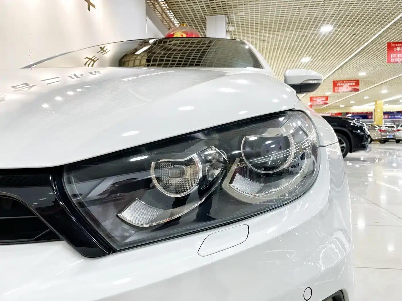 Scirocco 2015 2.0TSI Luxury Edition — миниатюра 7