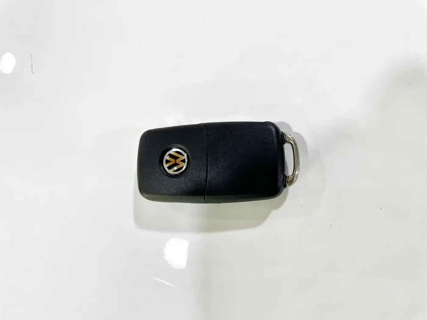 Scirocco 2015 2.0TSI Luxury Edition — миниатюра 9