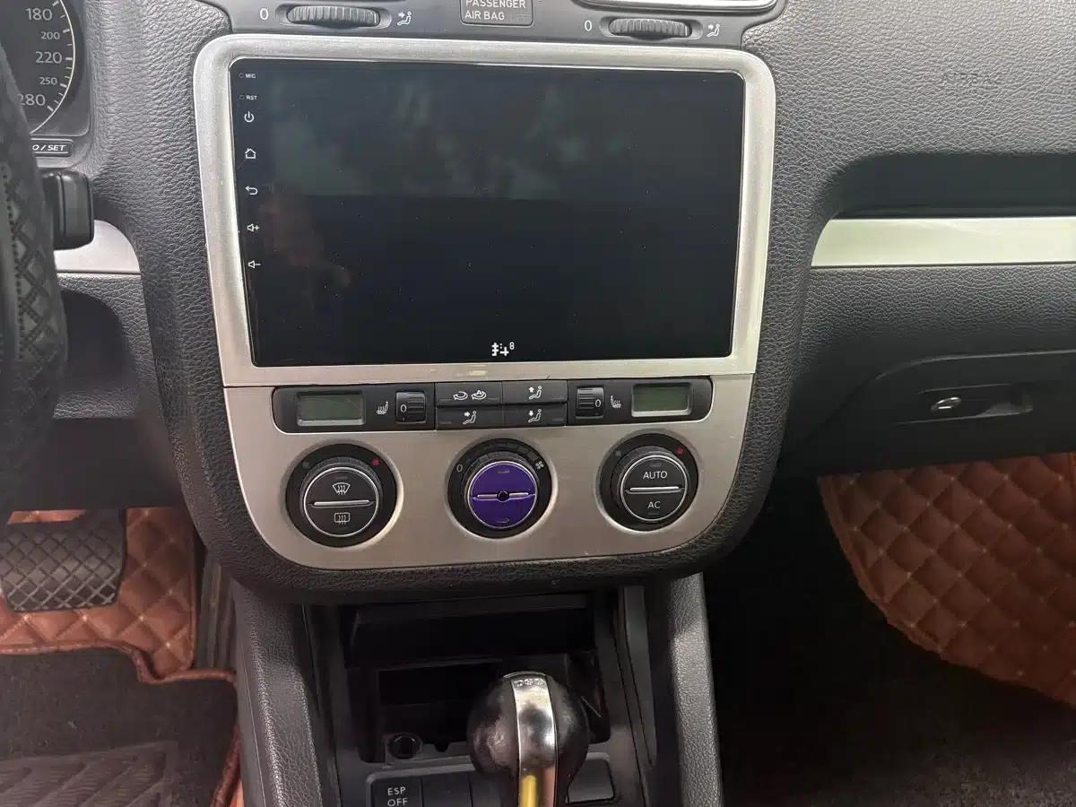 Scirocco 2009 1.4TSI Luxury Edition — миниатюра 7