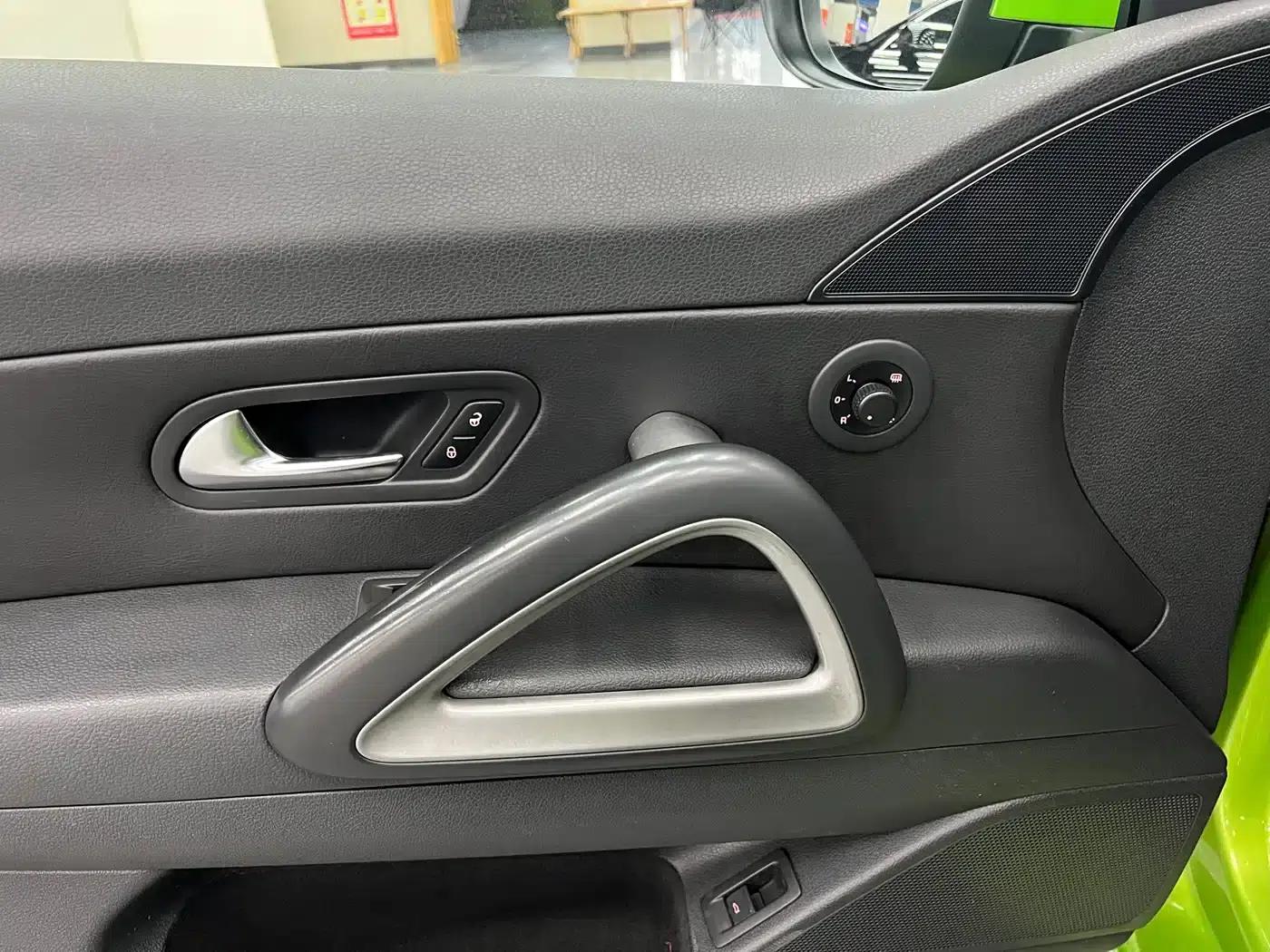 Scirocco 2011 2.0TSI Luxury Edition — миниатюра 11