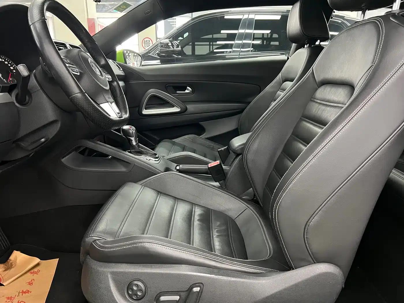 Scirocco 2011 2.0TSI Luxury Edition — миниатюра 12