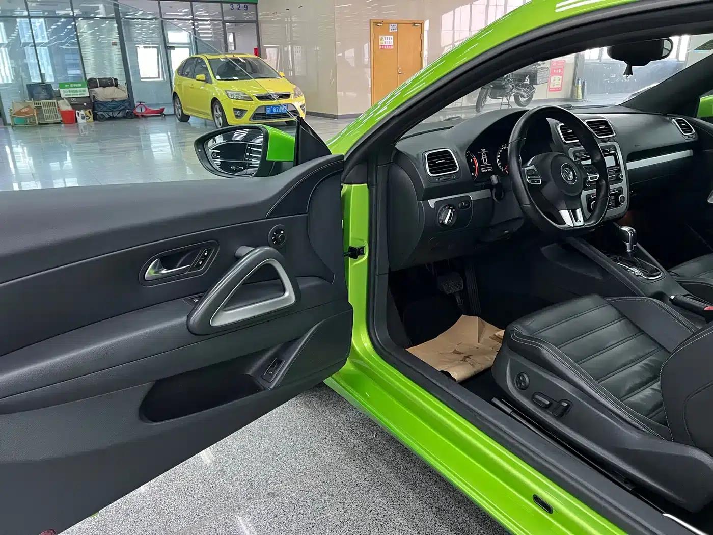 Scirocco 2011 2.0TSI Luxury Edition — миниатюра 15