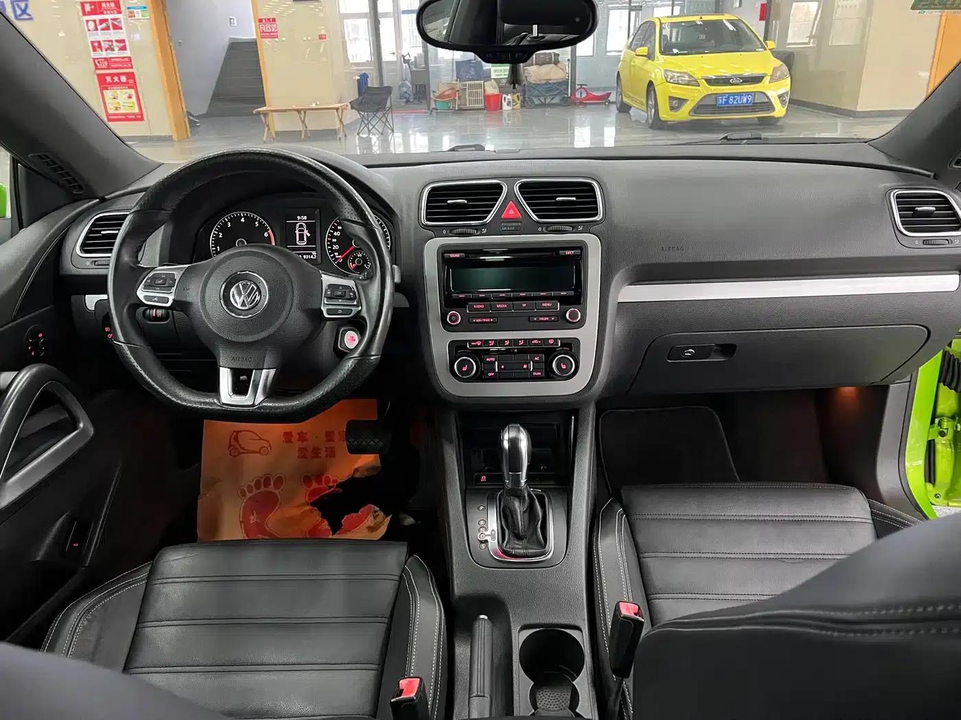 Scirocco 2011 2.0TSI Luxury Edition — миниатюра 4