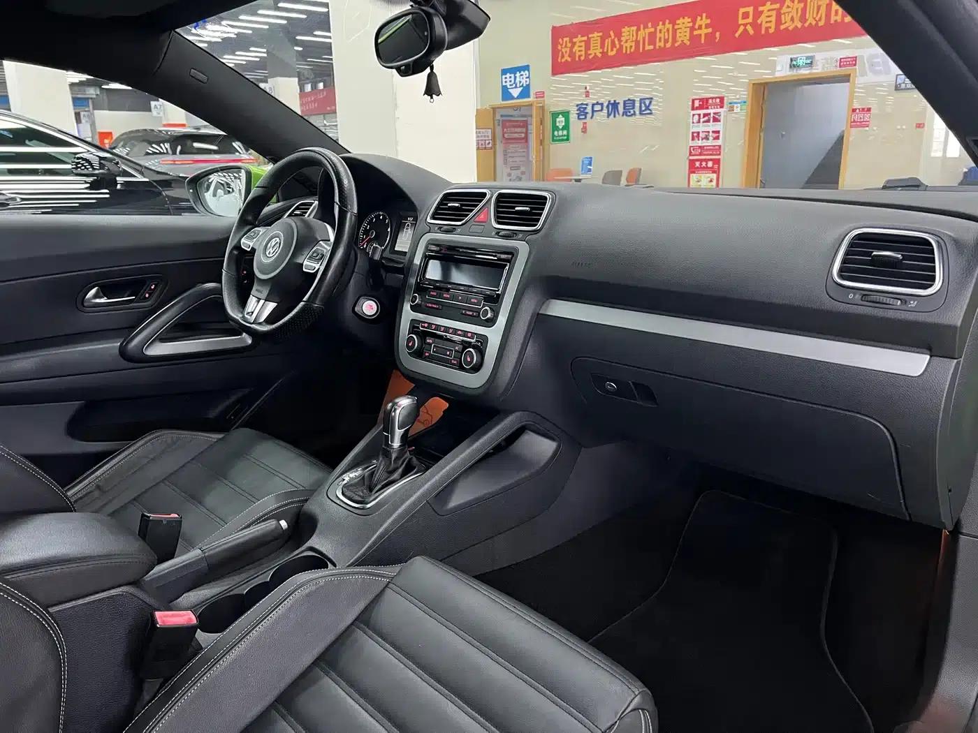 Scirocco 2011 2.0TSI Luxury Edition — миниатюра 5
