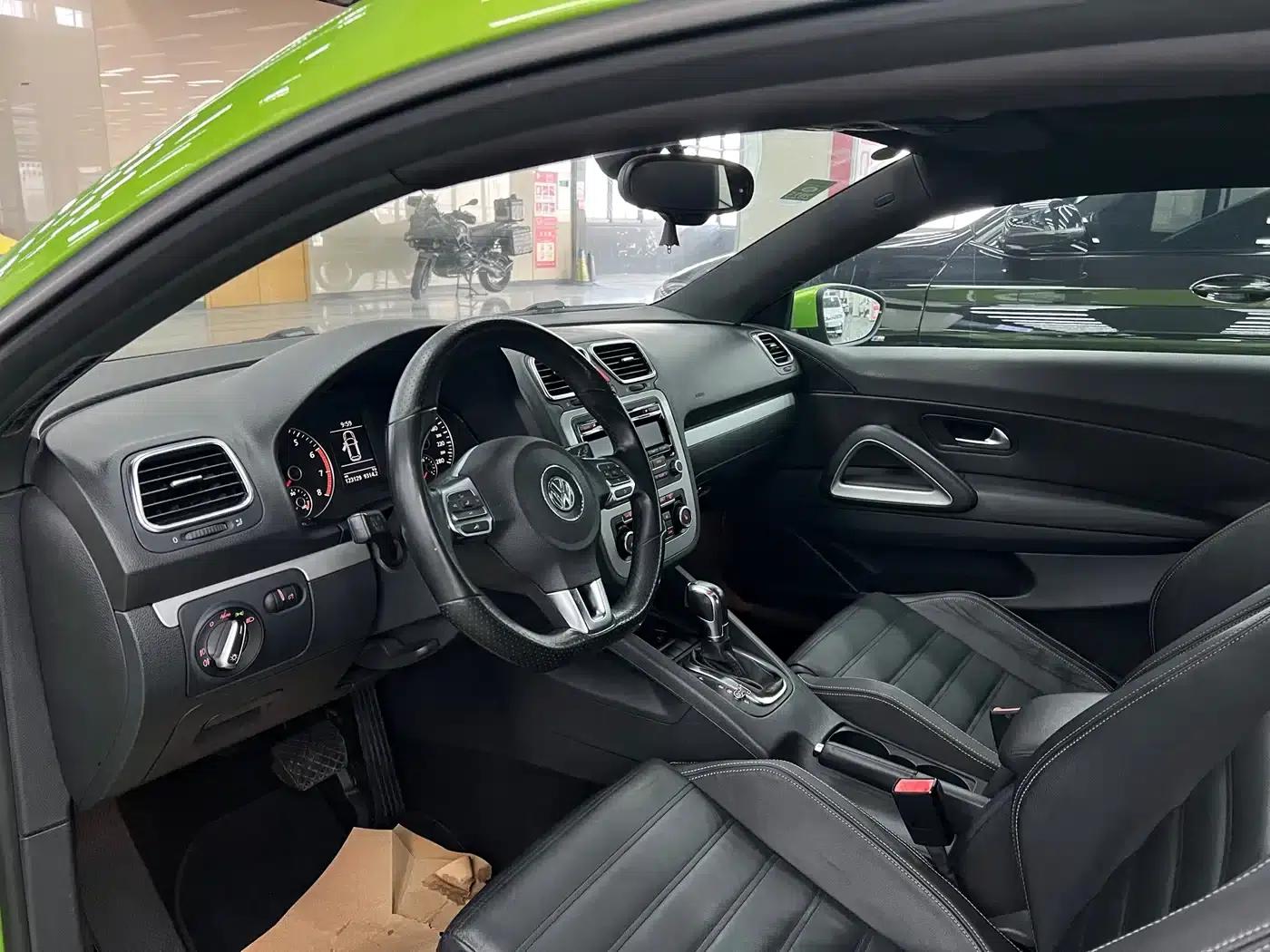 Scirocco 2011 2.0TSI Luxury Edition — миниатюра 8