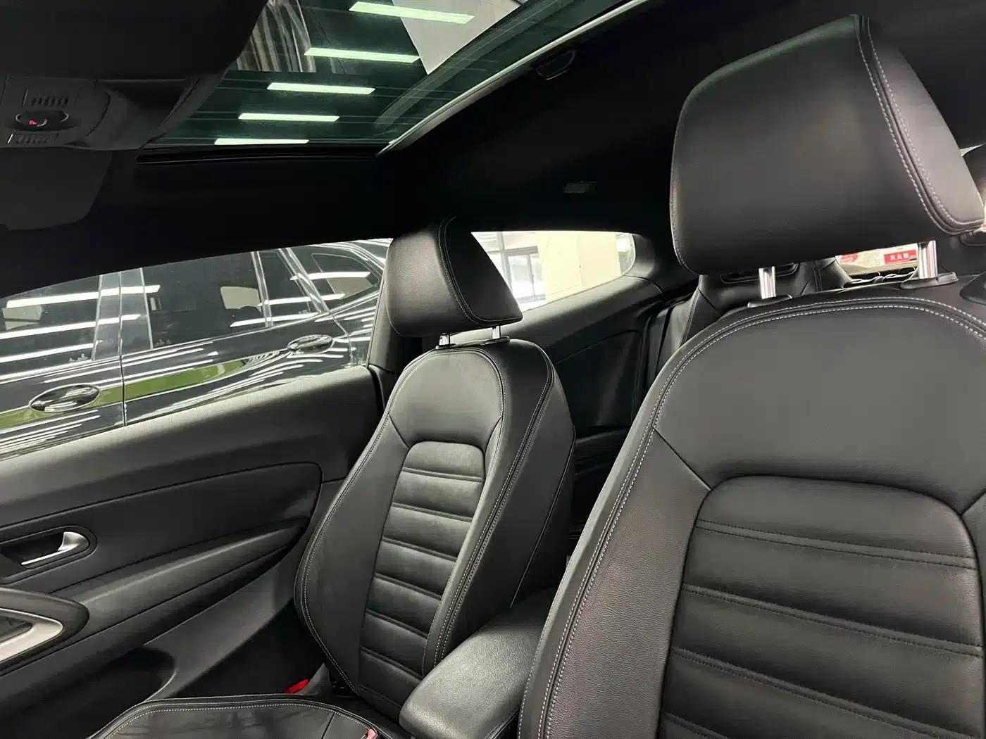 Scirocco 2011 2.0TSI Luxury Edition — миниатюра 9